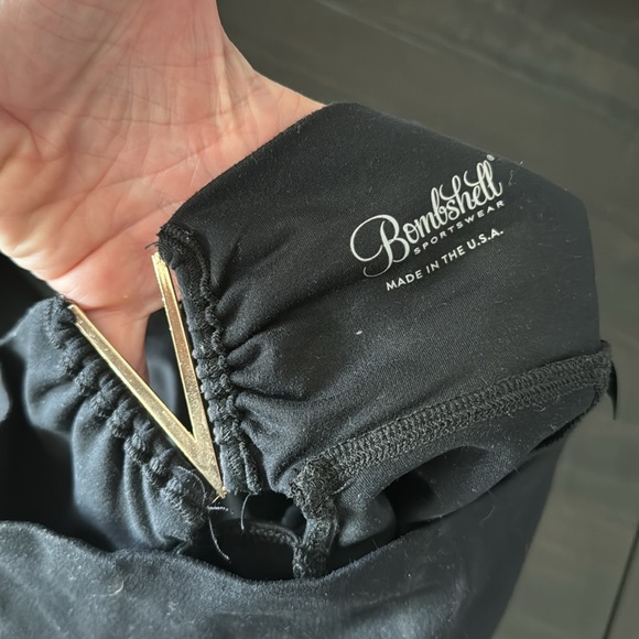 Bombshell sportswear victory leggings size S. - Picture 5 of 8
